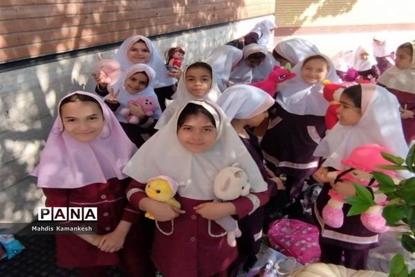 اردوی درون مدرسه‌ای در دبستان شهید اکبرلو  پاکدشت