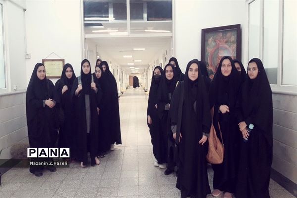 بازدید دانش‌آموزان دبیرستان حضرت خدیجه جعفرآباد قم از دانشگاه‌ها
