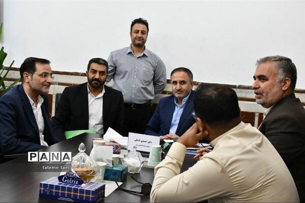 آغاز به کار ستاد ارتباط مردمی وزارت آموزش پرورش در خوزستان همزمان با سفر رئیس جمهوری به این استان