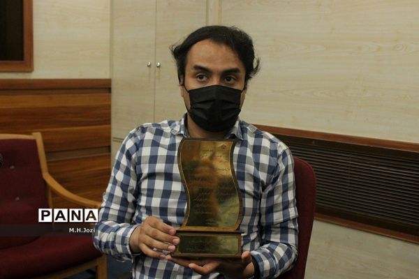 همایش تجلیل از فرهیختگان حوزه سلامت مدارس قم