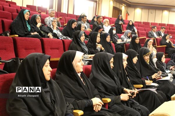 ویژه برنامه روز جهانی «مشاور و روان شناس» در دبیرستان هفتم تیر