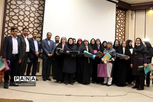 ویژه برنامه روز جهانی «مشاور و روان شناس» در دبیرستان هفتم تیر