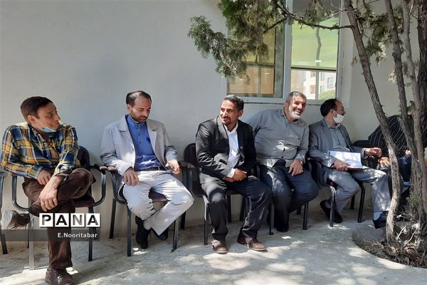 افتتاح کافه کتاب در منطقه ۱۵