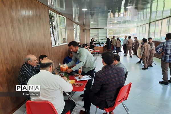 افتتاح کافه کتاب در منطقه ۱۵