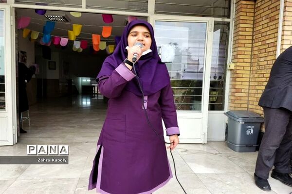 مراسم تجلیل ازدانش‌آموزان برترآموزشگاه ام‌ابیها(س) اسلامشهر