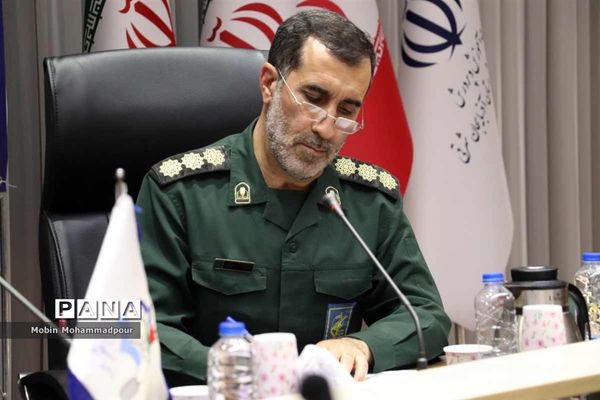 همایش فصلی مدیران و فرماندهان پایگاه‌‌های کانون‌های بسیج فرهنگیان آذربایجان شرقی