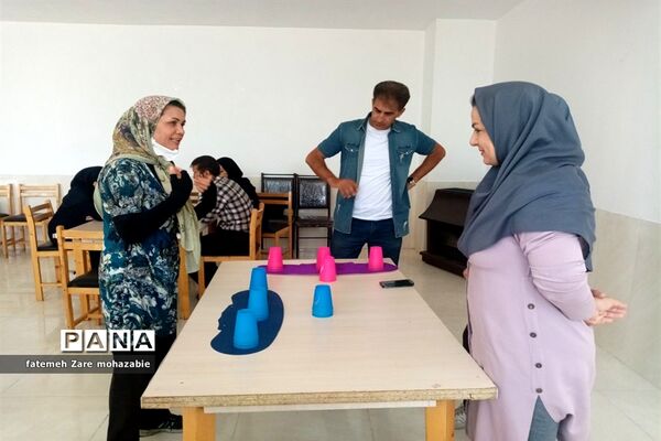 برگزاری دوره آموزشی ویژه برگزیدگان مسابقات بازی‌های فکری فرهنگیان