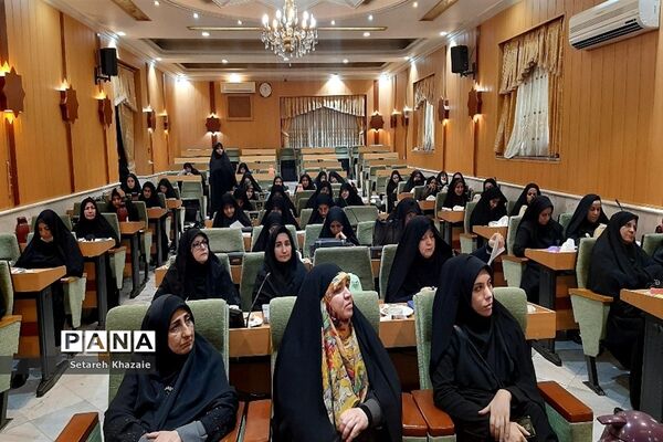 جلسه هم‌اندیشی مشاوران امور بانوان خراسان رضوی