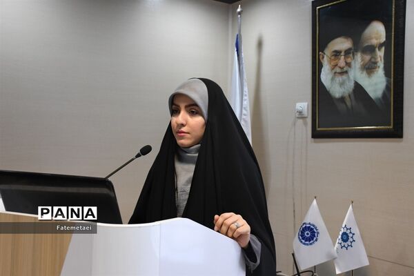 دیدار بانوان نخبه خوزستانی با معاون رئیس‌جمهوری در امور زنان و خانواده