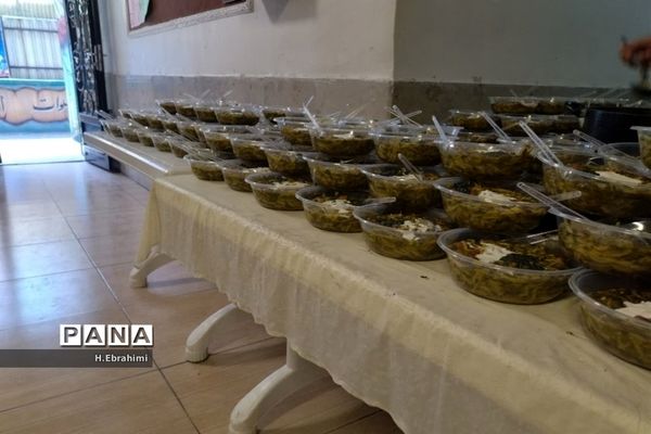 اردوی درون مدرسه دبیرستان عبدالله رهنما منطقه ۱۵