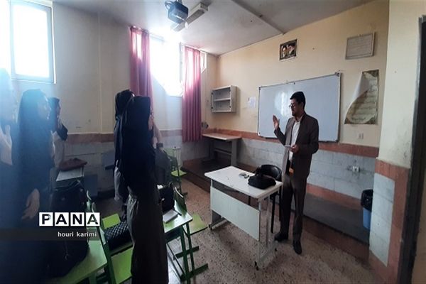 دوره آموزشی ضمن خدمت مربیان پیشتاز شهرستان مانه وسملقان