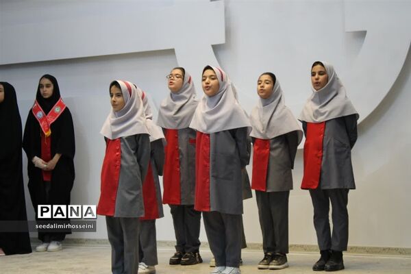 برگزاری جشنواره فرهنگی هنری امید فردا در بخش هنرهای آوایی و سرود درابرکوه