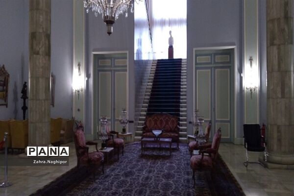 بازدید دانش‌آموزان پاکدشتی از کاخ سعدآباد