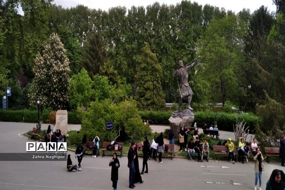 بازدید دانش‌آموزان پاکدشتی از کاخ سعدآباد