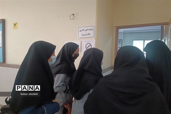 بازدید دانش‌‌‌آموزان دبیرستان زنده‌یاد علی حاتمی از آموزش و پرورش ملارد