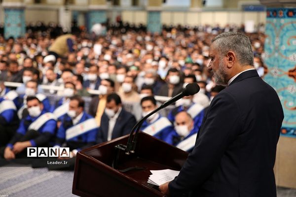 دیدار جمعی از کارگران سراسر کشور با مقام معظم رهبری
