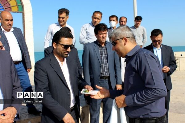 همایش پیاده‌روی و مسابقات ورزشی کارمندان در بوشهر