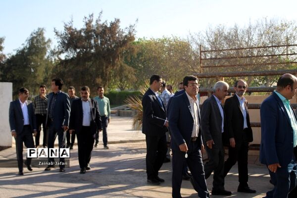 همایش پیاده‌روی و مسابقات ورزشی کارمندان در بوشهر