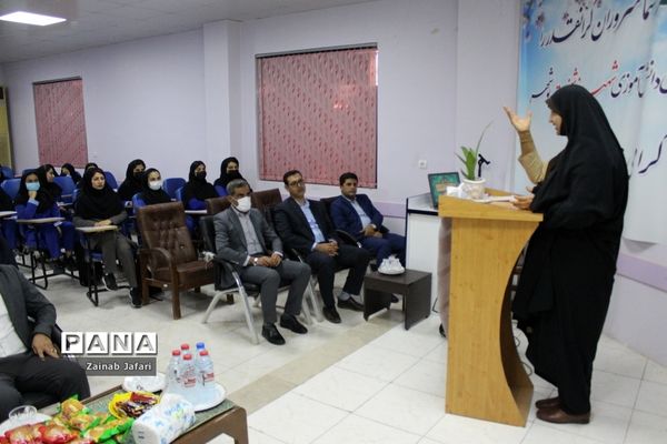 افتتاحیه نمایشگاه استانی درس فرهنگ و هنر در بوشهر