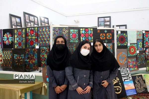 افتتاحیه نمایشگاه استانی درس فرهنگ و هنر در بوشهر