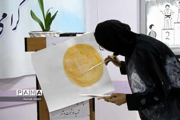 افتتاحیه نمایشگاه استانی درس فرهنگ و هنر در بوشهر