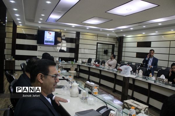 جلسه شورای معاونان اداره‌کل آموزش و پرورش استان بوشهر