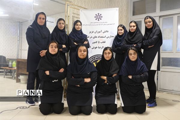 افتتاحیه مرحله قطبی المپیاد ورزشی مدارس سمپاد قطب ۵ کشوری درسالن ورزشی شهید مصطفی خمینی
