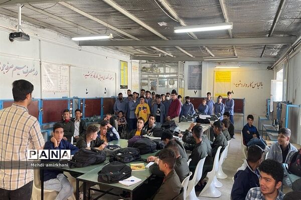 بازدید دانش‌‌‌آموزان مدرسه سعدی از هنرستان دارالفنون ملارد