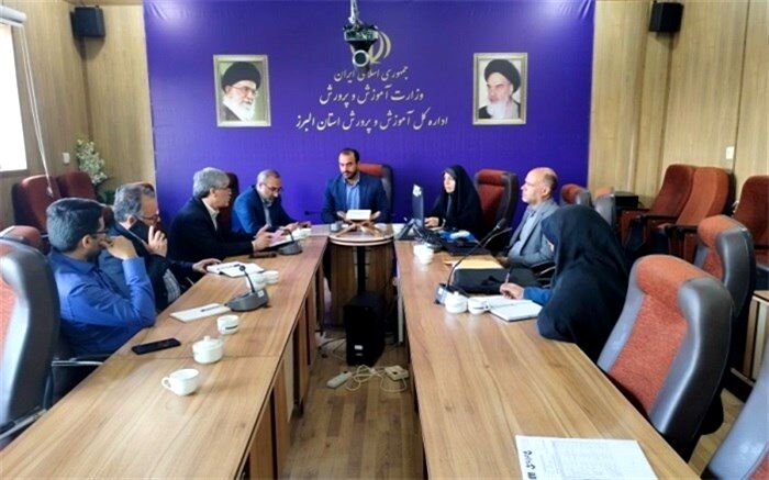 پیگیری مناطق و نواحی در پرداخت منظم بیمه آموزش‌دهندگان توسط موسسات