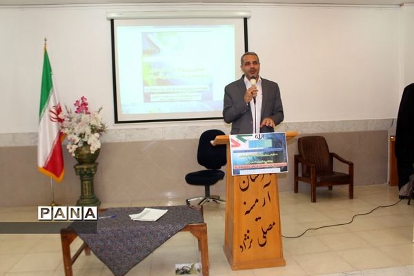 مراسم بزرگداشت روز مشاوردرآموزش و پرورش ناحیه 2 شهرری