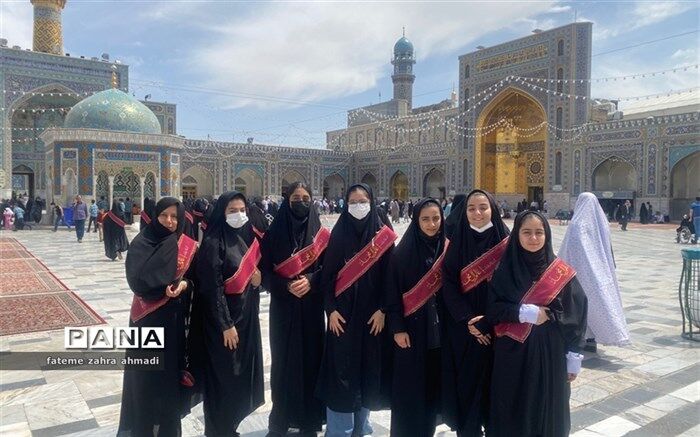 اولین زیارتِ دختران زیارت اولی استان مازندران در حرم امام رضا(ع)/فیلم