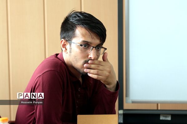 نشست صمیمی معاون آموزش متوسطه با نمایندگان تشکل‌های دانشجویی دانشگاه‌های فرهنگیان و تربیت دبیر شهید رجایی