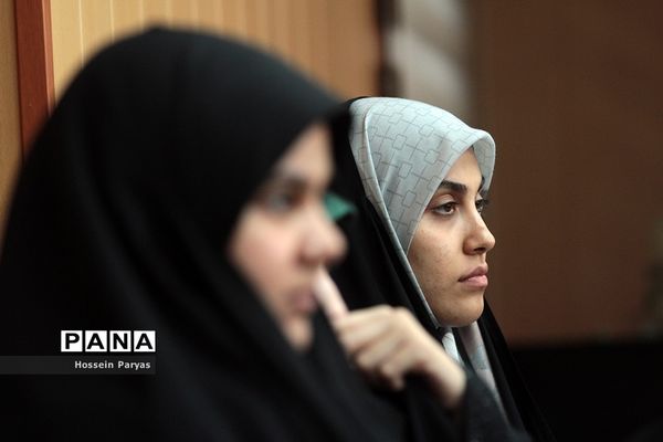 نشست صمیمی معاون آموزش متوسطه با نمایندگان تشکل‌های دانشجویی دانشگاه‌های فرهنگیان و تربیت دبیر شهید رجایی