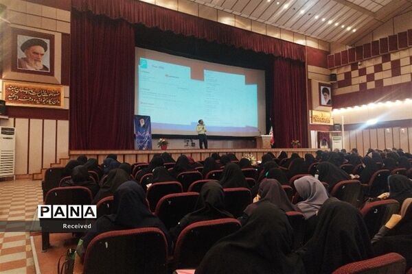 جلسه عفاف و حجاب با حضور مدیران و معاونان پرورشی مدارس دخترانه شیراز