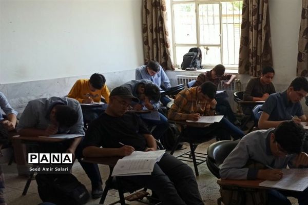 برگزاری مرحله دوم آزمون پایش سمپاد در دبیرستان شهید بهشتی کاشمر