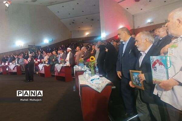 ششمین کنگره شهدای معلم و بیش از ۱۱۰۰ دانش‌آموز شهید منطقه ۱۶