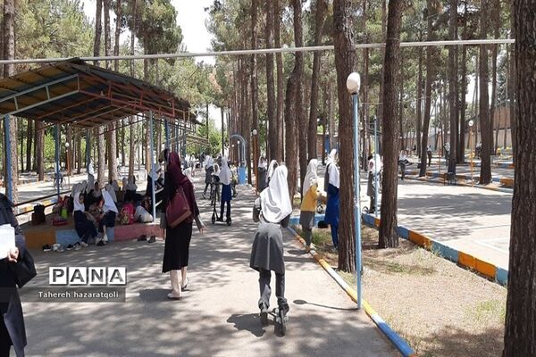 اردوی دانش‌آموزی مدارس ملارد در اردوگاه شهید منتظری شهریار