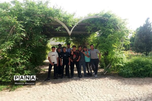 اردوی زیارت مشهد دبیرستان شاهد سید محمد آقا ناحیه یک یزد