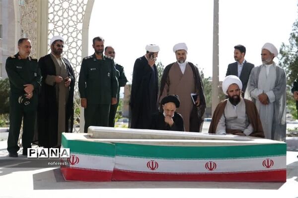 دیدار نماینده ولی فقیه با فرماندهان سپاه خراسان جنوبی به‌مناسبت روز عقیدتی سیاسی