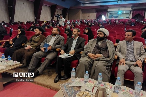 کارگاه آموزشی و توانمندسازی معاونان پرورشی در منطقه 5