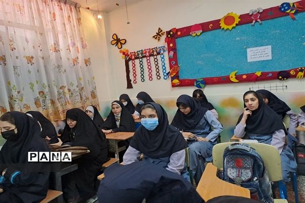 برگزاری همایش رهبران جوان سازمان دانش‌آموزی ناحیه یک کرج