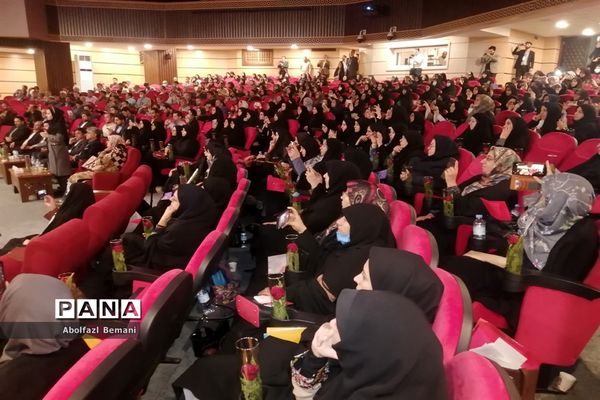 همایش روز «روانشناس» در قم