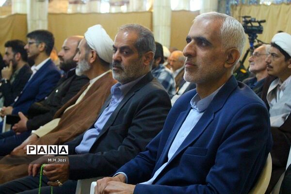مراسم بزرگداشت روز معلم در حرم حضرت معصومه (س)