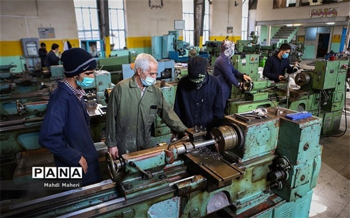 توسعه هنرستان‌ها راهکار درمان بیکاری و توسعه کارآفرینی در جامعه امروز است