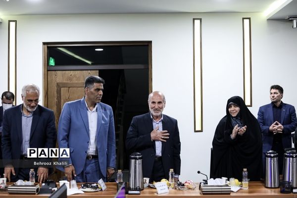 آیین تجلیل از معلمان نمونه کشوری