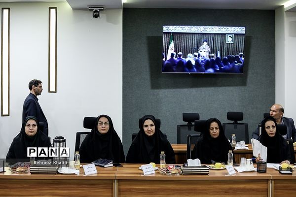 آیین تجلیل از معلمان نمونه کشوری