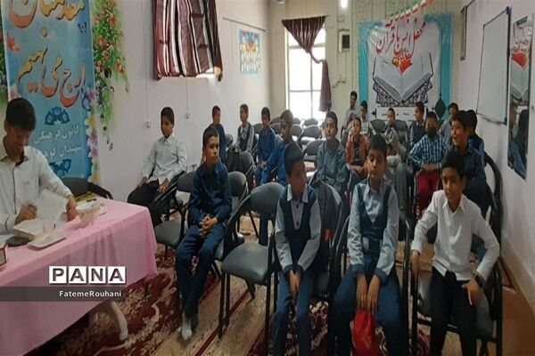 برگزاری مسابقات قرآن عترت و نمازدر خلیل‌آباد