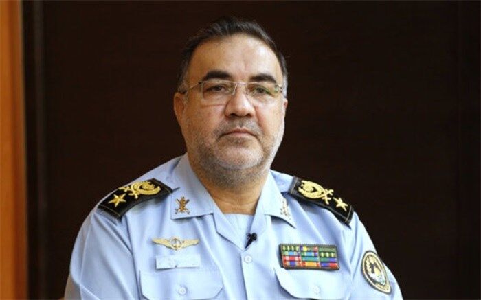 آموزگاران و معلمان، رسول عقل و راهگشایان طریق بلند تعالی آدمی هستند