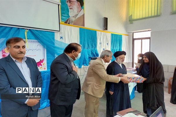 نواخته شدن زنگ سپاس معلم در مدارس شهرستان بهبهان