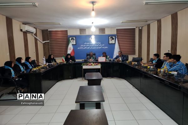 نشست اعضای هیأت رئیسه مجلس دانش‌آموزی شهرستان رامشیر